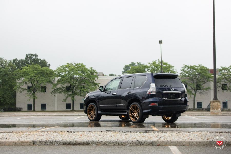  Lexus GX460 on Vossen Wheels (HC-1.6) 2017 года  (фото 11 из 34)